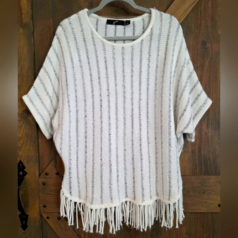 GNW Flashy Relaxed Sleeve Sweater Size M